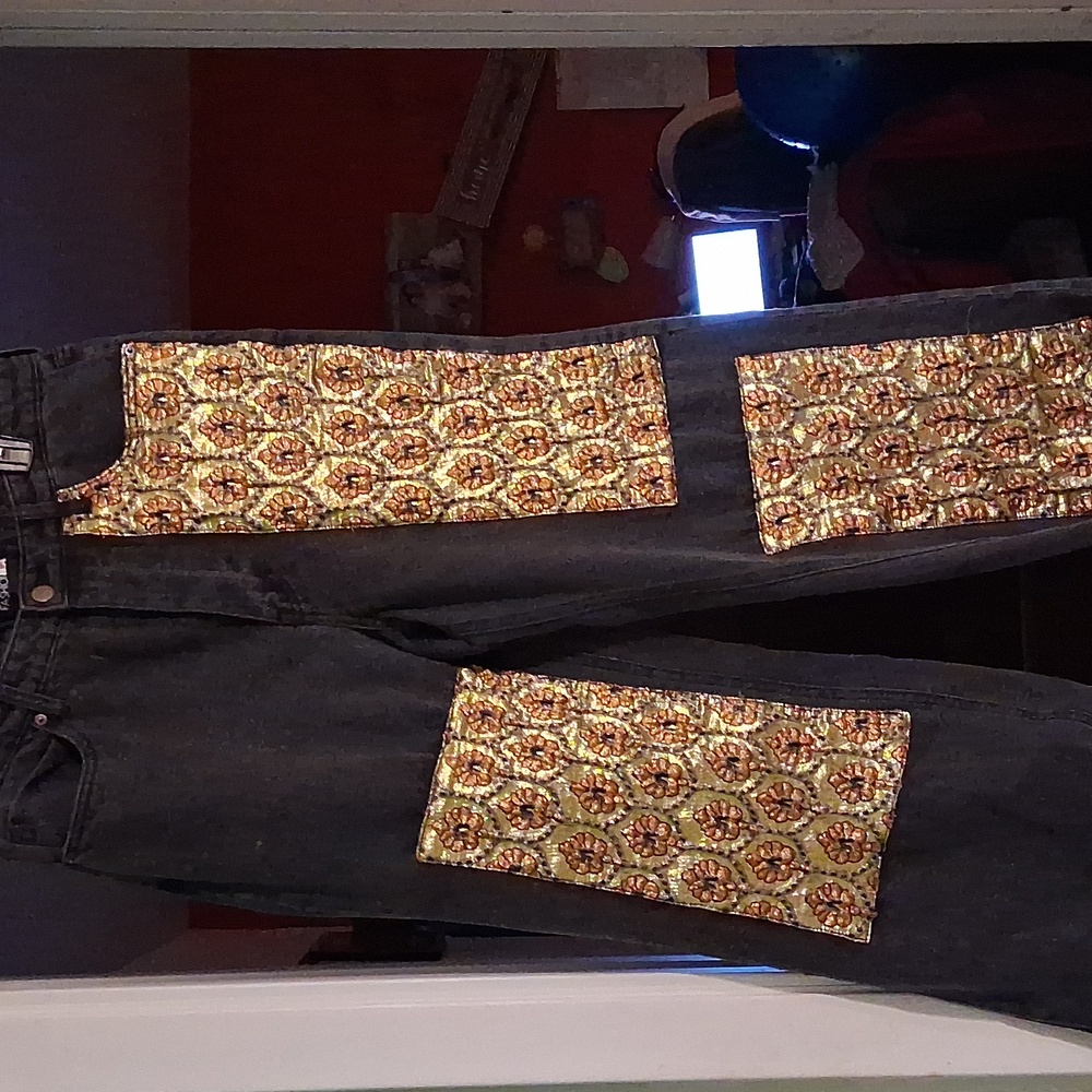 Fashion Nova Floral Brocade Wide Leg Jeans Size 13 Frayed Bottom Boho - Picture 2 of 8